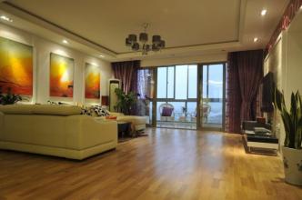 實(shí)木地板4.jpg 實(shí)木地板4.jpg